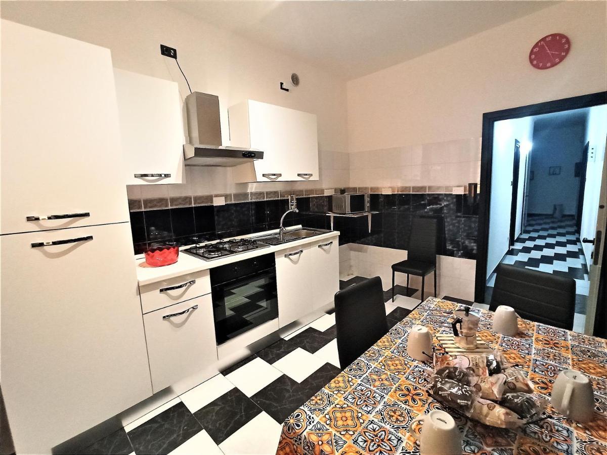 Casa Vacanza Laura Genua Zewnętrze zdjęcie
